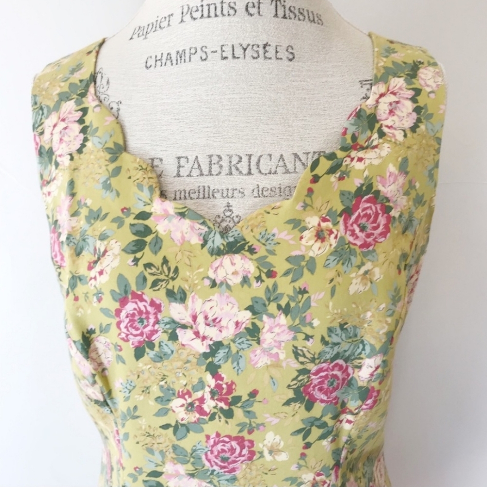 Laura Ashley 80’s Vintage Floral Sheath Dress - Picture 2 of 12